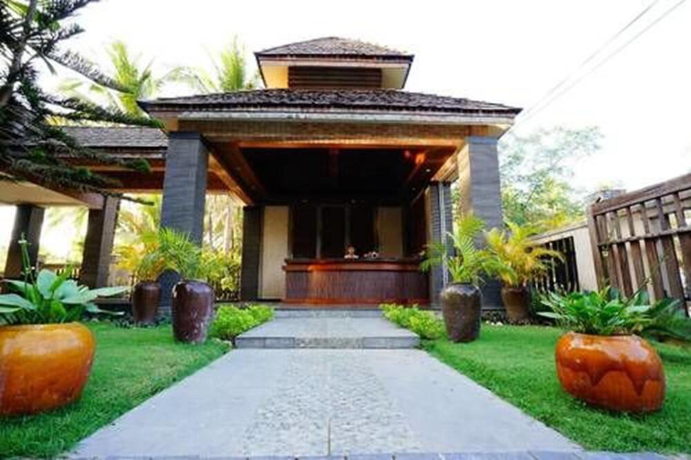 Sunny Paradise Resort Ngwesaung Exterior photo