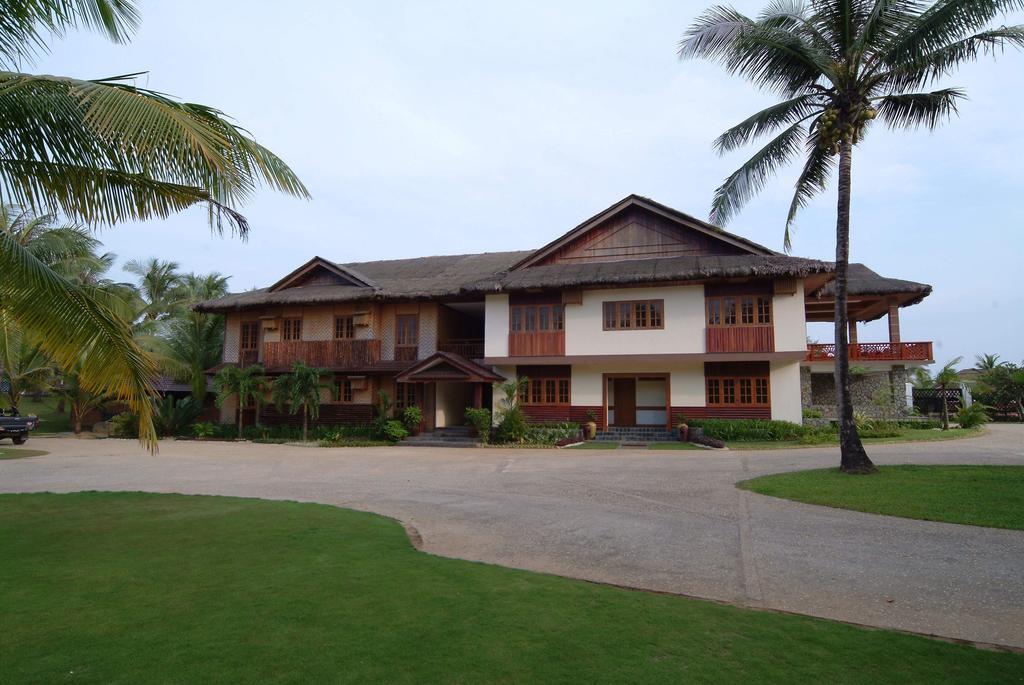 Sunny Paradise Resort Ngwesaung Exterior photo