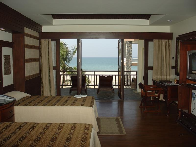 Sunny Paradise Resort Ngwesaung Exterior photo